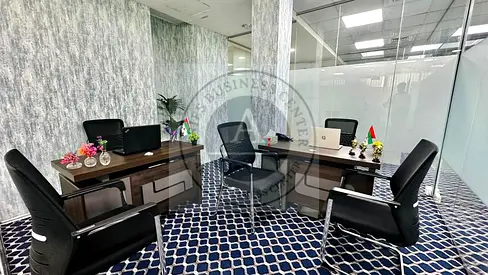 OFFICE SPACE FURNISHED | GREAT LOCATION | NEAR MALL, BUS AND METRO