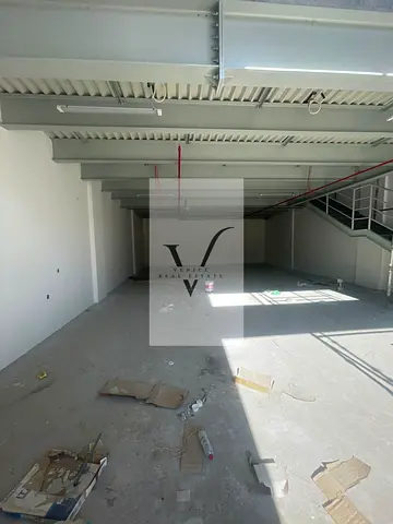 مستودع للإيجار السنوي – الجرف الصناعية 1، عجمان  ترجم