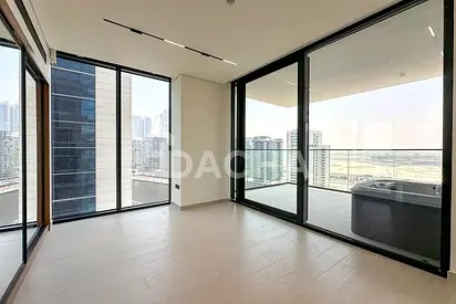 High Floor | Canal View | Vacant