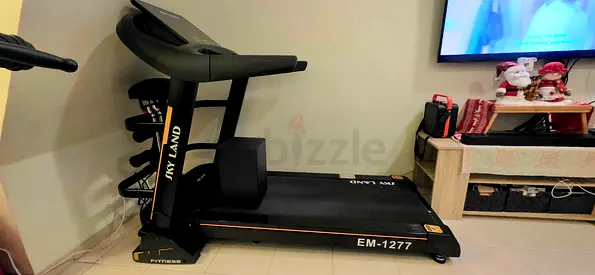 Sky Land EM-1277 Treadmill - Good Working Condition