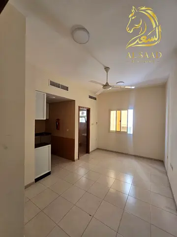 استوديو للإيجار السنوي في الحميدية موقع مميز