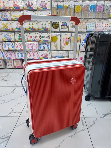 Red Hard-Shell Upright Carry-On Spinner Suitcase with Telescopic Handle