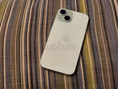 iPhone 15 256gb green 87% battery