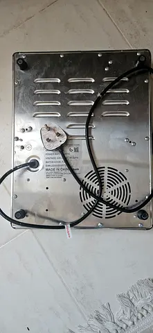 Used Stainless Steel Electric Griddle / Hot Plate -Not  Working becuse it fill dozn in the kitchen.