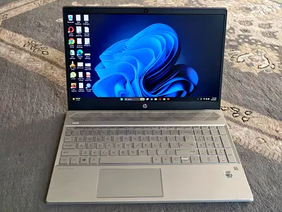 HP Pavilion 15 cs2071nr