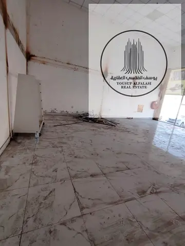 محلات 900 قدم شارع رئيسي الصناعية 1 موقع تجاري مميز