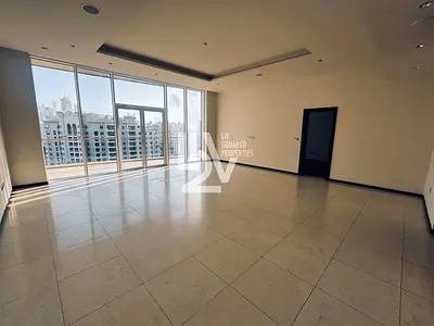 Skyline Serenity | Beachfront Lux | Spacious 3 Bed