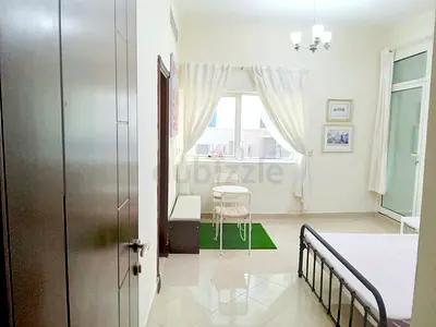 NO COMISSION! FREE DEWA! ROOM+BATH+ BALCONY