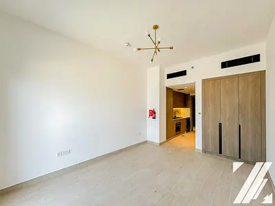 Modern | Large Balcony | Smart Security | Vacant