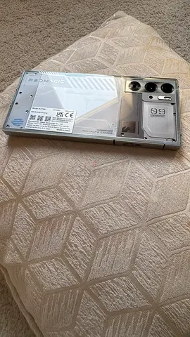 RedMagic 9 Pro Snowfall (Mint Condition)