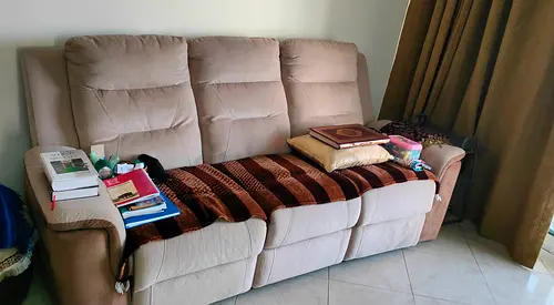 Beige 3-Seater Recliner Sofa - Comfortable and Well-Maintained