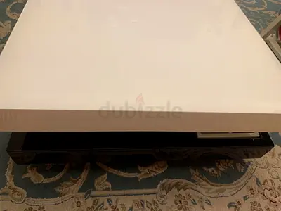 Modern Coffee Table With Slide Able Top and Drawer