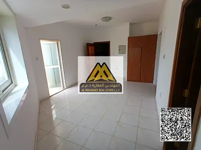 Studio apartment for annual rent in Al Rashidiya 3, Ajman. Located in a prime location close to all essential services, this studio is a practical cho