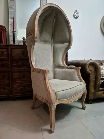 Victorian Vintage Balloon Chair