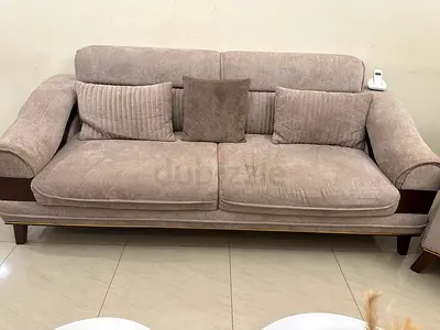 3-Seater Beige Fabric Sofa in Good Condition