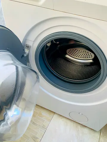 Front Load Washing Machine - Good Condition