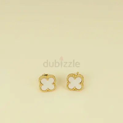 Authentic Van Cleef  Arpels 18K Yellow Gold Sweet Alhambra MOP Earstuds