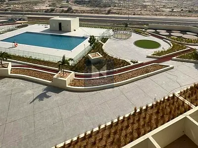 Bright 1BR | Full Pool View | 2 Bath | Rukan C