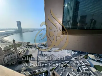🌊 للإيجار – شقة 3 غرف وصالة مع إطلالة بحرية كاملة في الممزر / التعاون – الشارقة 🌇  📍 الموقع: الممزر / التعاون – الشارقة 🛏️ الوحدة: 3 غرف نوم + صال
