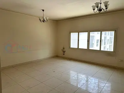 Available Spacious 2 bed in Mankhool area near Spinneys