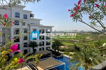 Spacious Studio I Stunning Views I Balcony