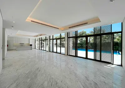 Landscaped Garden | Luxury Villa | Contemporary Style