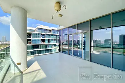 Golf View | Vacant and Ready | + Maid + Storage