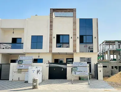 فيلا مودرن للبيع شامل رسوم التسجيل تملك حر لجميع الجنسيات من المالك