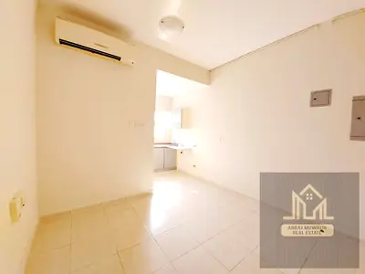 WOW \\ LAVISH \\ HOT OFFER \\ LUXRY APPARTMENT \\ FAMILY BUILDING \\ just 25k
