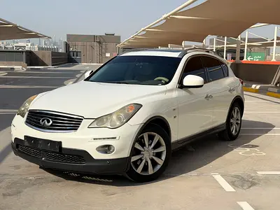 Infiniti QX50 Luxury 2015 GCC Specs - No Accidents - Mint Condition
