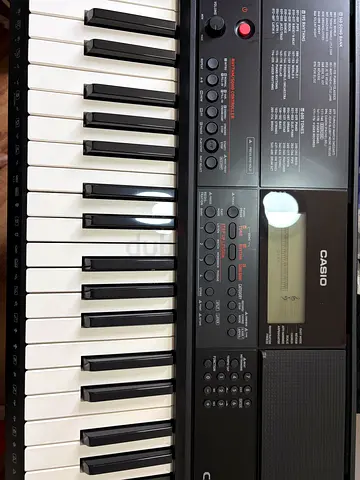 Casio CTX-700 electronic keyboard - working condition, good for beginners