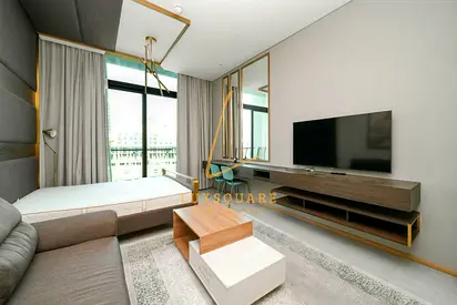 Modern Studio I Elegant Furnishing I Ready to Move