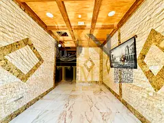 Family building / Large area / Excellent location