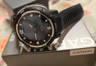 Garmin Instinct crossover Hybrid smartwatch