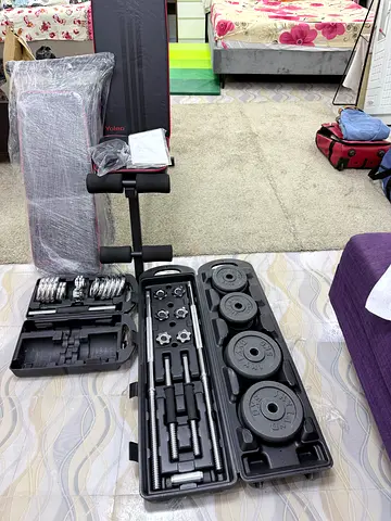 Adjustable Weight Bench with Dumbbell Set (Excellent Condition)