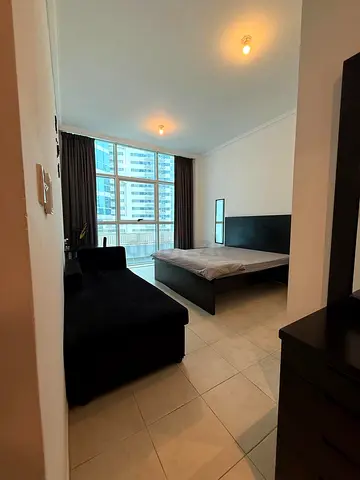 Room for Rent (Master Bedroom) in Barsha Heights (Tecom)