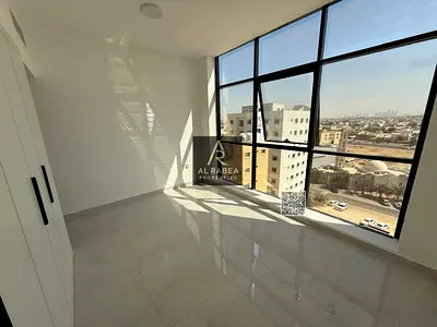 اول ساكن-موقع مميز-غرفه خادمه-خزائن حائط