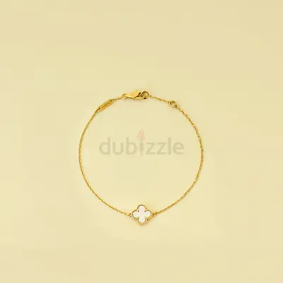 Authentic Van Cleef  Arpels 18K Yellow Gold Sweet Alhambra Mop Bracelet