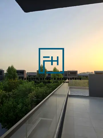 5BED FOREST | G+2 | FREEHOLD | BIGGEST PLOT