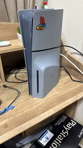 Ps5 slim digital limited edition 30th anniversary (negotiable)