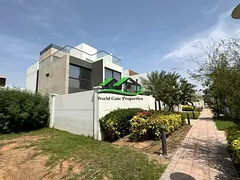 Spacious Corner Villa Ready To Move Hot Deal