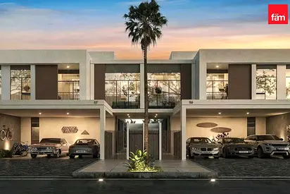 Semi Detached | | Huge Plot | Crystal Lagoon