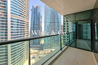 Spacious Unit | High Floor | Investment