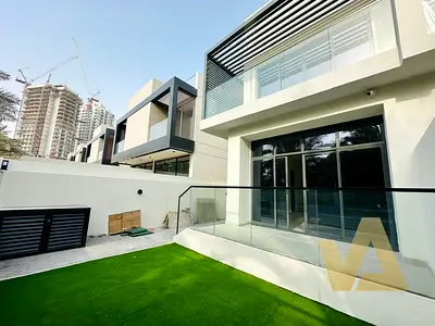 PRIME LOCATION | LUXURY LIVING | G+1