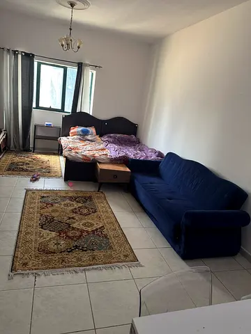 Room for rent -Sipirt private washroom                  1700 + sewawifi غرفة للإيجار بالقاسمية