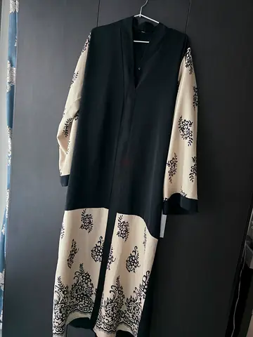 Black and Cream Embroidered Abaya / Long Open Front Dress