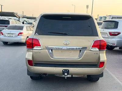 2010 Toyota LAND CRUISER 照片 2