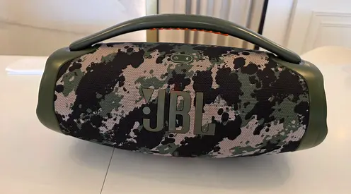 JBL Boombox 3