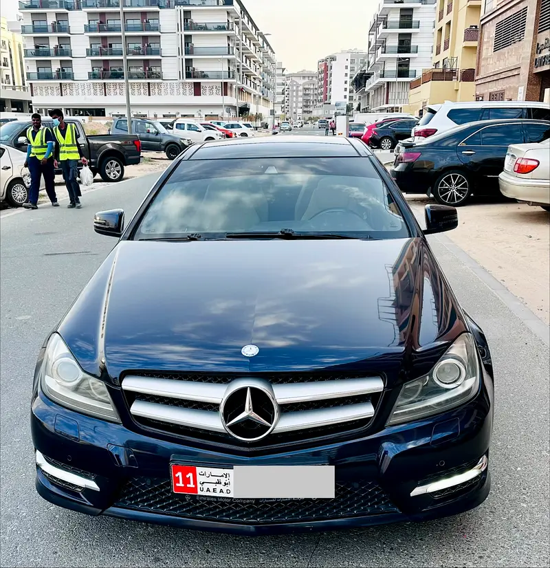 Mercedes-Benz C-Class 2012 — photo 1 of 11