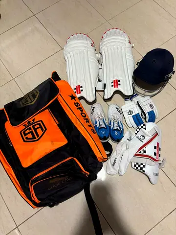 Cricket kit for teen